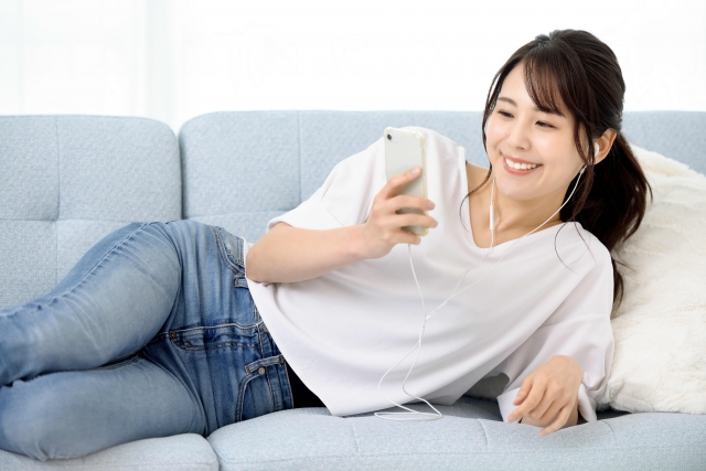 イヤモニをイヤホンとして普段使いはアリ？その魅力と誤解を解説