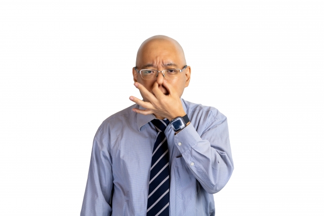 「加齢臭で家中臭い」と悩むあなたへ！今日からできる徹底消臭対策
