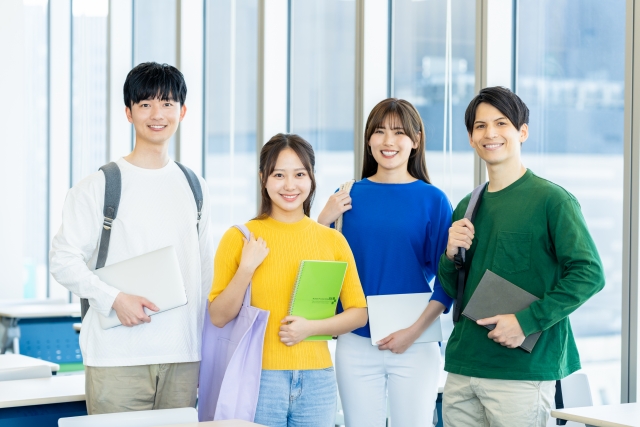 ノイインテレッセは大学生におすすめ？評判と年齢層