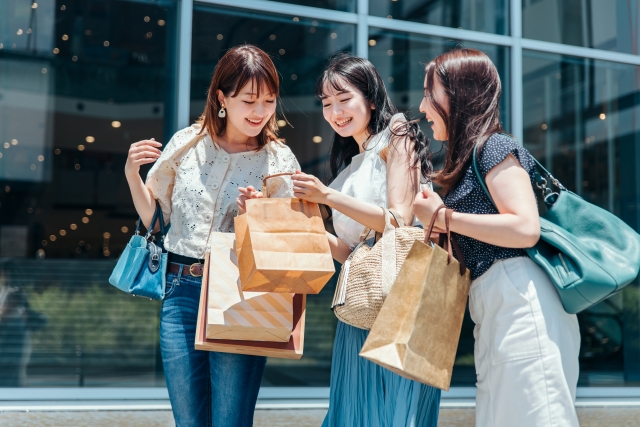 バッグは慎重に選べば「中古」でもOK！気持ち悪くない