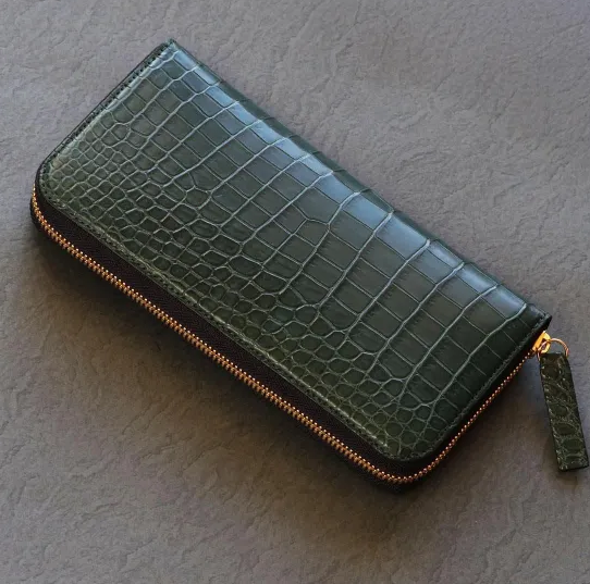 クロコダイル財布 女性に人気の理由と選び方